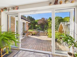 ACCESS TO THE REAR GARDEN- click for photo gallery